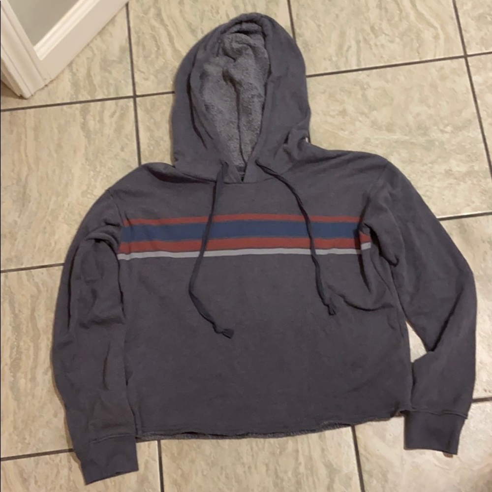 cropped hoodie